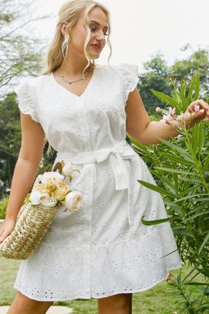 Casual V-Neck Embroidery White Plus Size Dress But