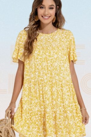 Ditsy Floral Print O-Neck Butterfly Sleeve Ruffle