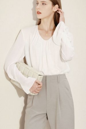 Spring Women Blouse Fashion U Neck Flare Sleeve Ch