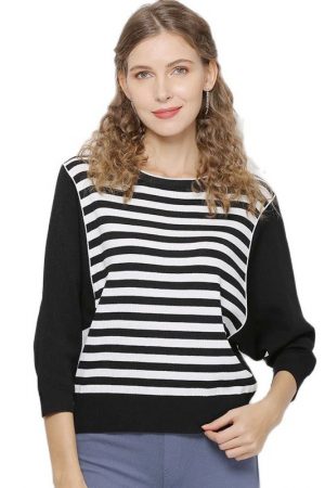Spring Women Stripe Short Sweaters O-Neck Bat Slee