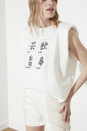 With Shoulder Pads And Printed Knitted T-Shirt Two